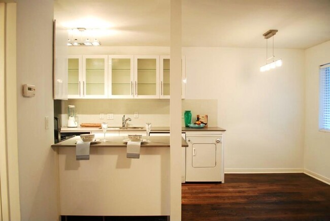 Foto del edificio - 1503 W 9th St