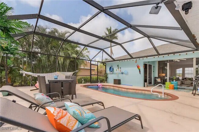 Foto del edificio - 2705 SW 11th Pl