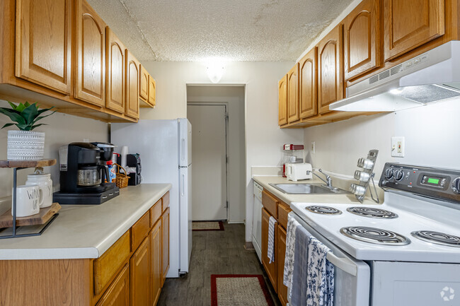 Interior Photo - Westchester Towers