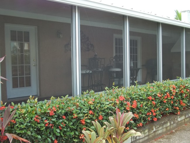 lanai - 1475 Curlew Ave