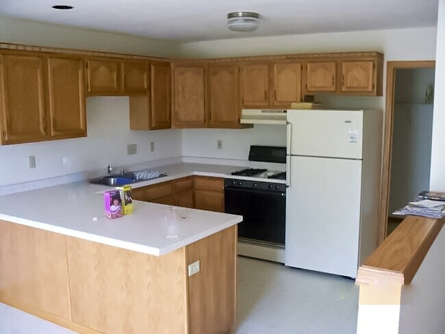 Foto del edificio - 746A Crawford Dr
