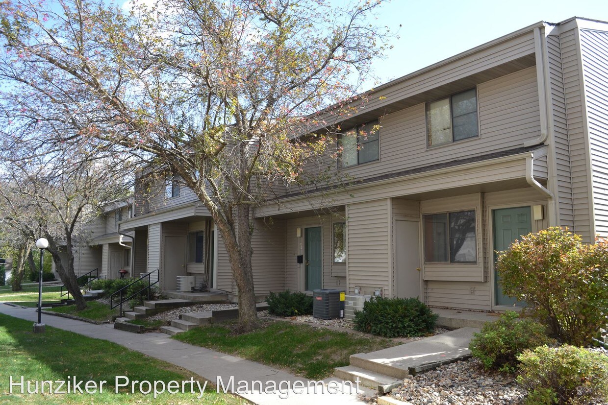 Foto principal - 214 S Hyland Ave