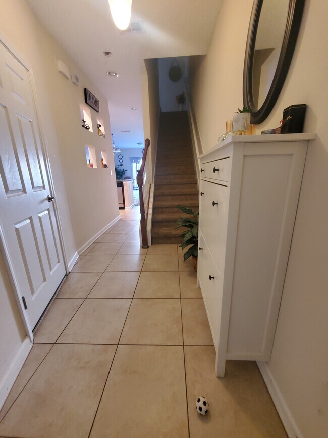 Building Photo - 11312 Estancia Villa Cir