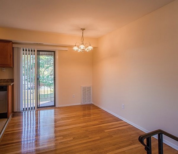 Foto del edificio - Country Living at Mapleview