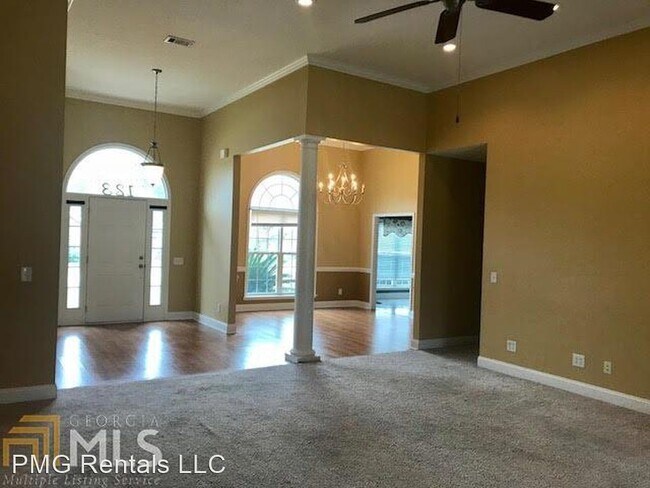 Building Photo - 4 br, 3 bath House - 123 Blue Ridge Drive