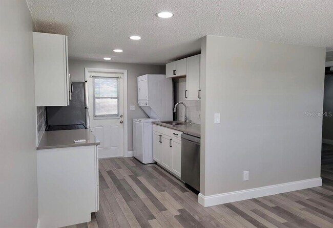 Foto del edificio - 13496 W Rena Dr