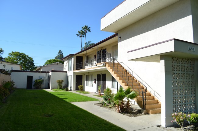 Building Photo - 2268 W Colchester Dr