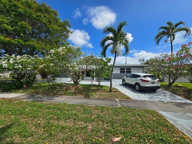 Foto del edificio - 3619 W Park Rd