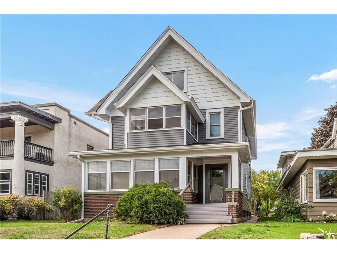 Foto principal - 3620 Lyndale Ave S