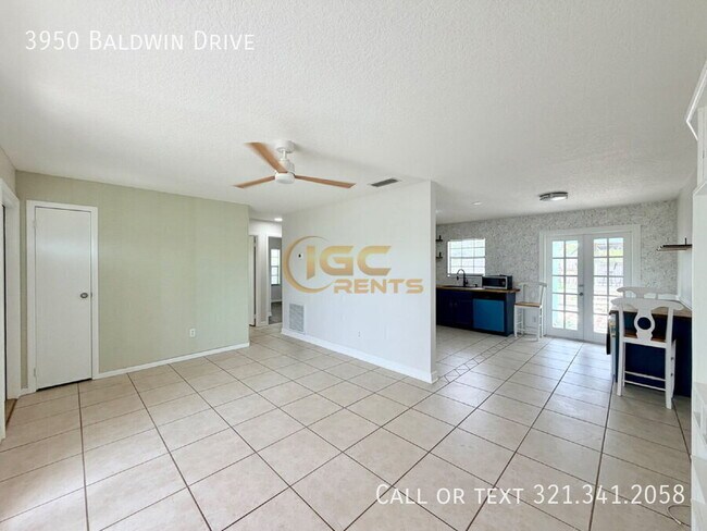 Building Photo - 3950 Baldwin Dr
