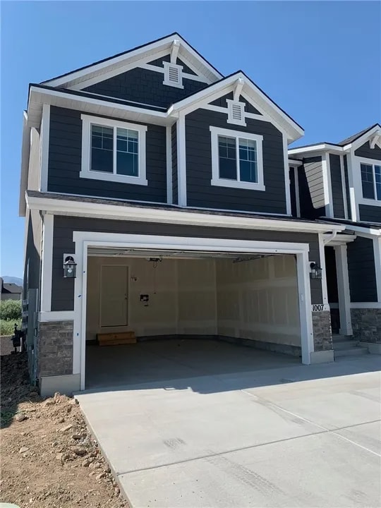 Building Photo - 1007 W 40 N