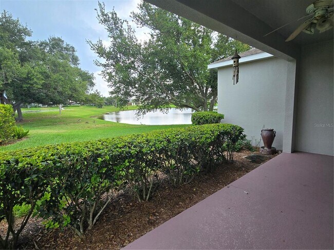 Foto del edificio - 3637 Summerwind Cir