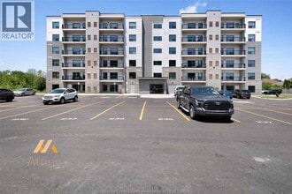 Building Photo - 3340 Stella Crescent
