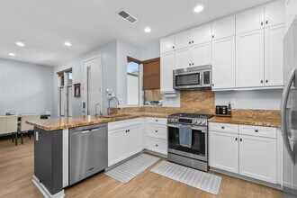 Building Photo - 7889 Altana Wy