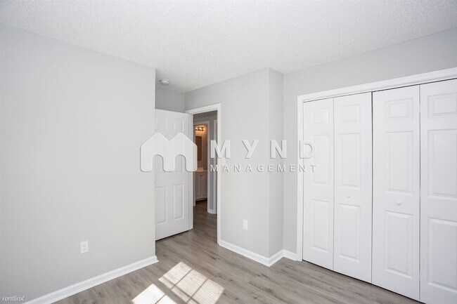 Building Photo - 3 br, 2.5 bath House - 10325 Cannarti Dr