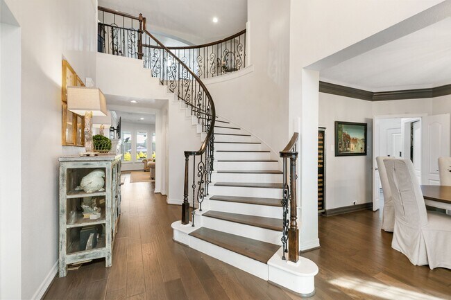 Foto del edificio - 2560 Costa Mesa Cir