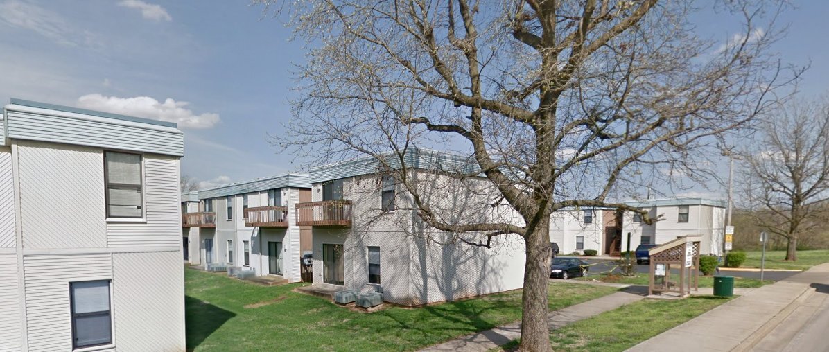 Building Photo - 1020 Old Barren River Rd