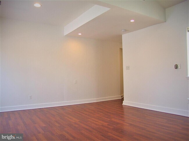 Foto del edificio - 7112 Vellex Ln