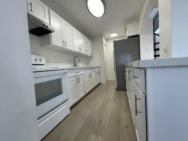 Building Photo - OPUA HALE Patio Homes 2/1/2 storage, W/D, ...
