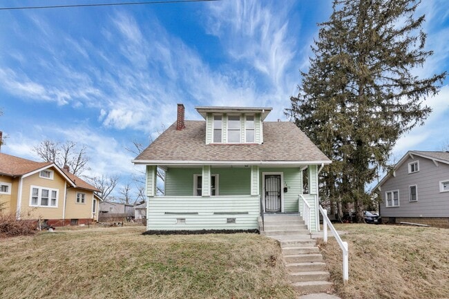 Building Photo - 1430 Kenmore Rd