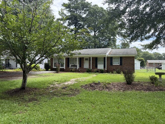 Building Photo - 3710 Robinson St
