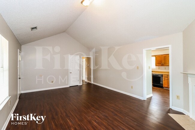 Foto del edificio - 1209 Breezy Gate Dr