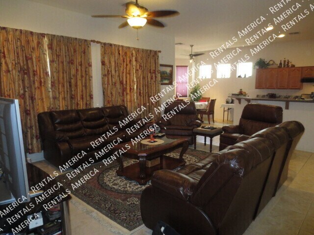 Foto del edificio - 7005 S 57th Ave