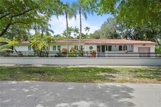 Building Photo - 1436 Mantua Ave