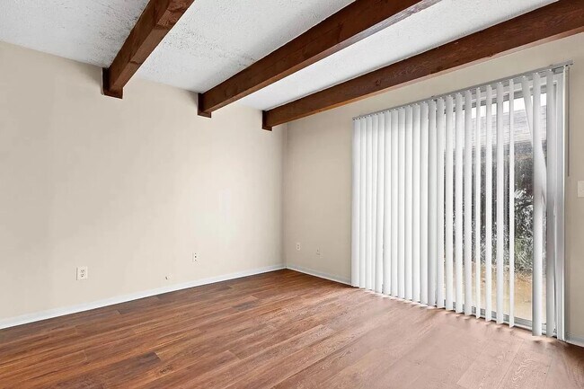 Foto del edificio - 1000 Brooks End Ct