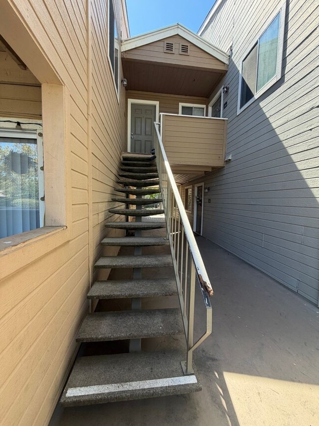 Photo - 1019 Dornajo Way #217 House
