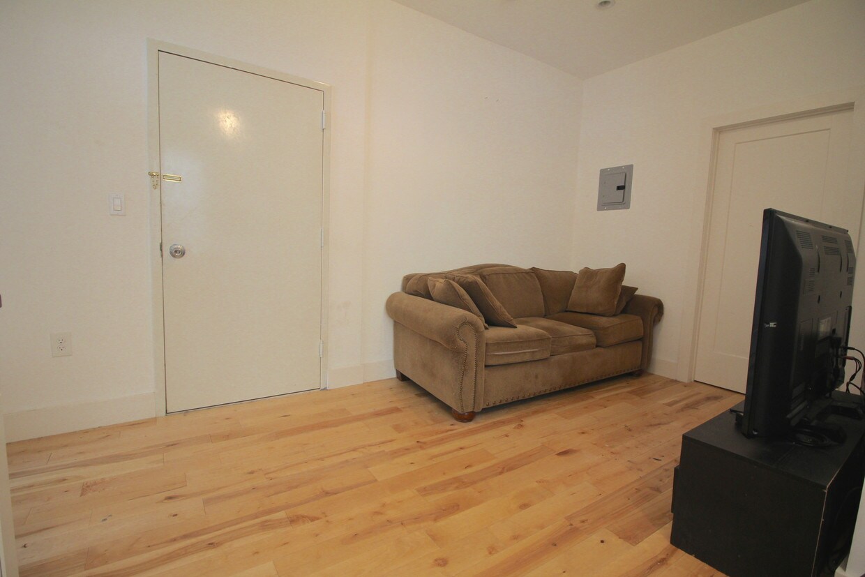 Foto del edificio - 4722 46th St
