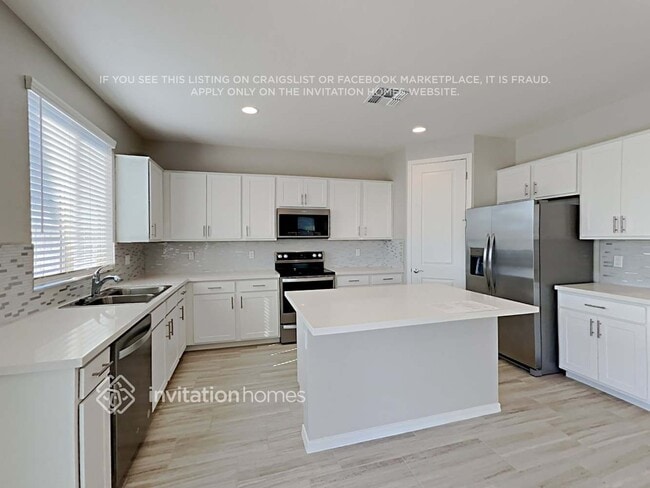 Foto del edificio - 35893 W San Clemente Ave