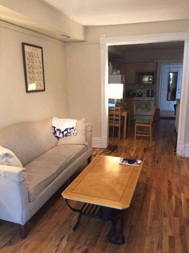 Foto del edificio - 2127 W Moffat St