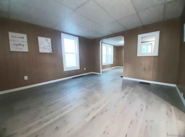 Building Photo - 124 South Ave