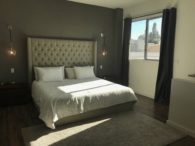 Foto del edificio - 238 S Arroyo Pkwy