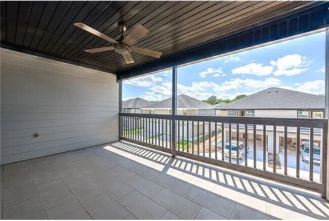 Foto del edificio - 919 S Rupple Rd