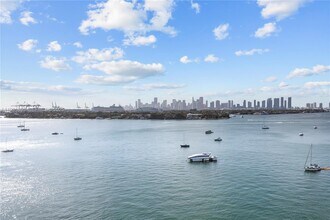 Building Photo - 1100 West Ave