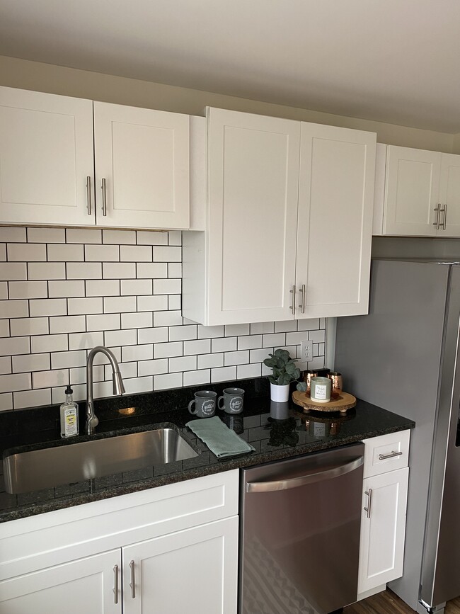 Building Photo - 58 Privet Dr