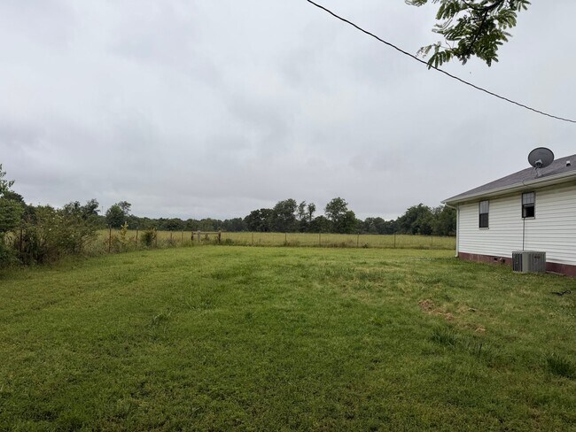 Foto del edificio - 18613 E Shepherd Rd