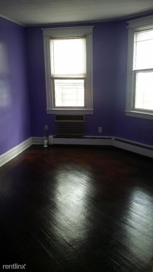 Building Photo - 6441 Admiral Ave