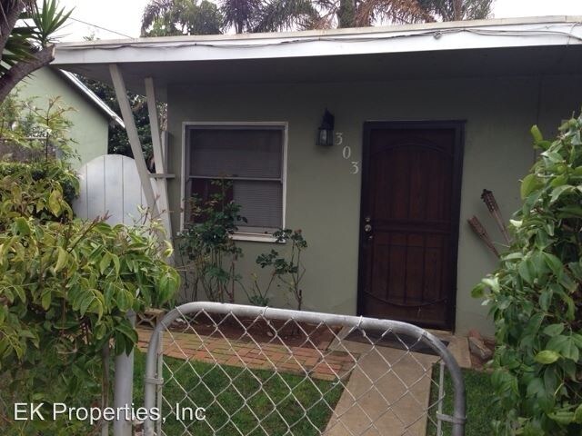 Foto del edificio - 301-303 Leonard Ave