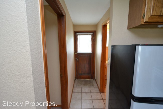 Building Photo - 1104 25th Avenue Ct