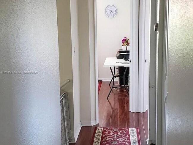 Foto del edificio - 10901 NW 88th Terrace