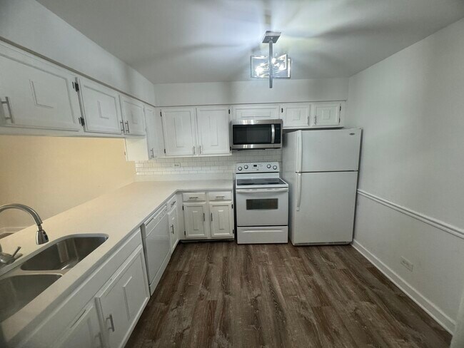 Foto del edificio - 831 E Glenwood Lansing Rd
