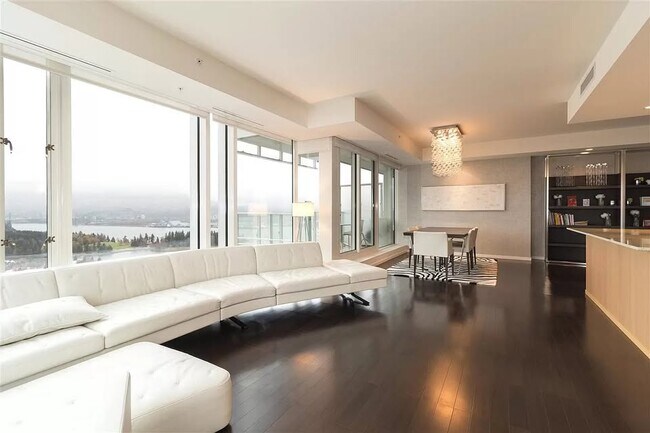 Photo du bâtiment - 1011 Cordova St W