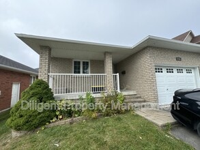Building Photo - 157 Milroy Dr