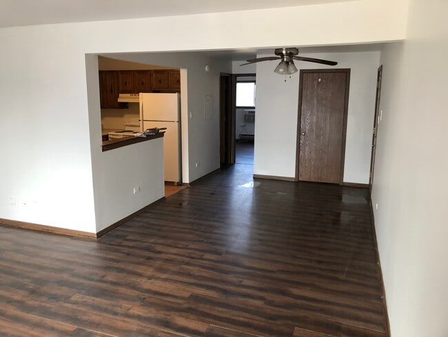 Building Photo - 1544 E Palmer Ln