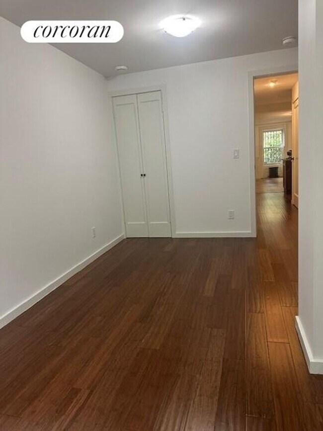 Foto del edificio - 578 St Marks Ave