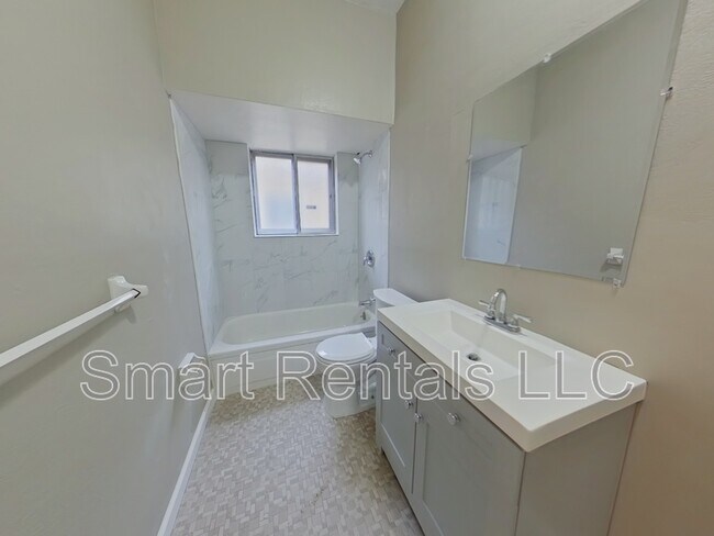 Foto del edificio - 4304 Fairview Ave