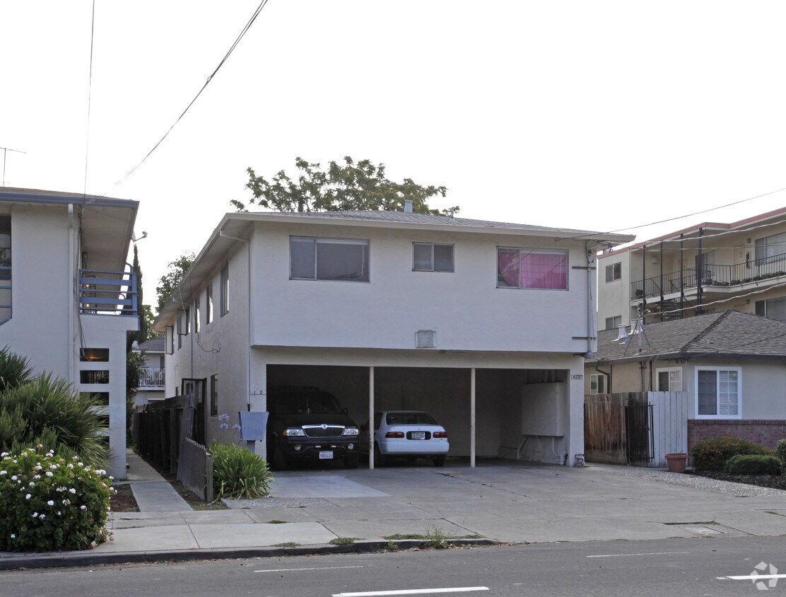 Foto principal - 620 S 7th St